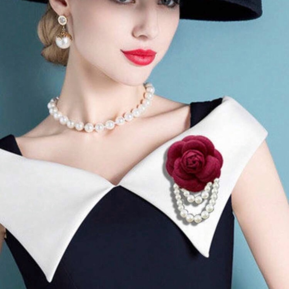 NWT Elegant Women Red Camelia Flower Faux Pearl Tassel Brooch Pin,